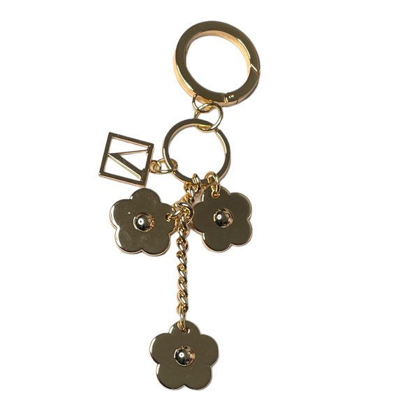 Victoria’s Secret Logo and Flowers Key Fob Keychain 
Pink Gold Tortoise Shell - Picture 3 of 4